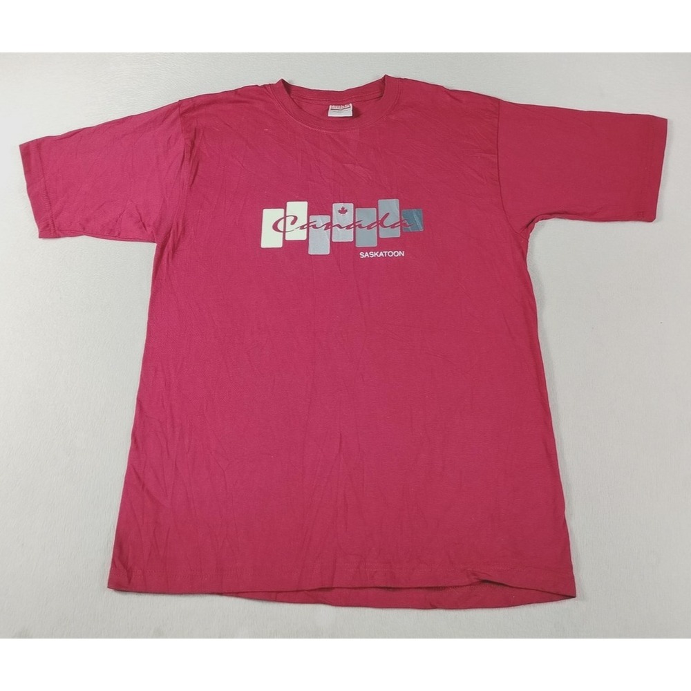 Cityscape Canada Saskatoon Shirt Mens Medium Red Graphic Tee Souvenir Maple Leaf